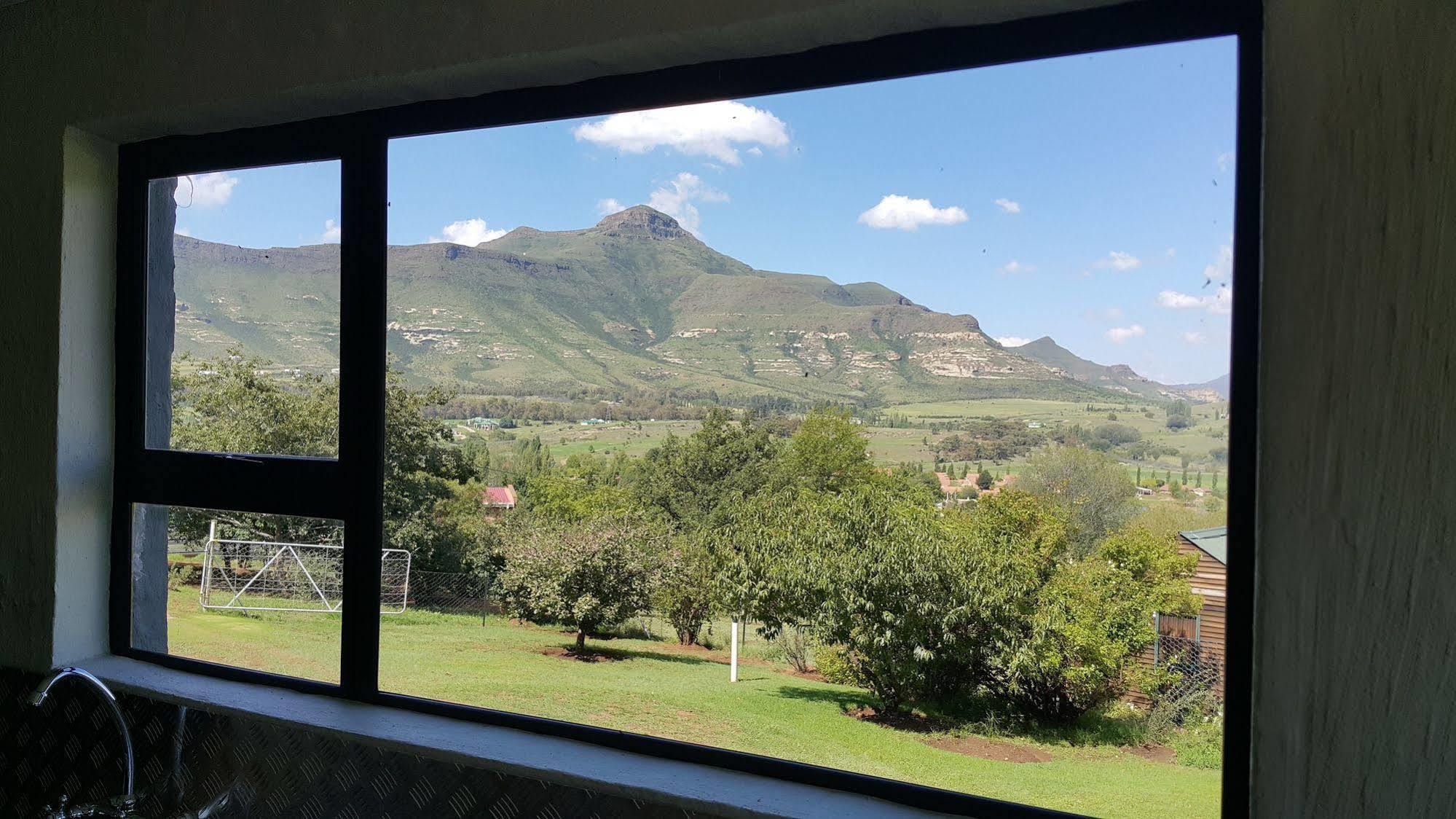 Golden View Luxury Self Catering Clarens Exterior foto